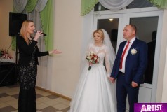 Ведущая Вероника Суручану
