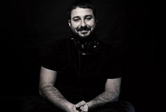 DJ (Vasia) OOPS