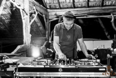 DJ Bond