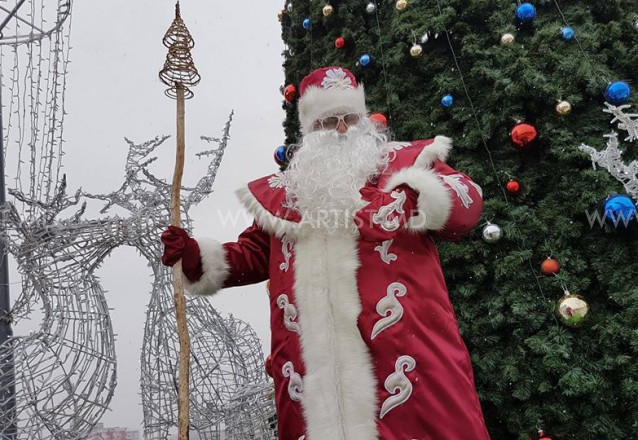 Дед Мороз приходит в гости!