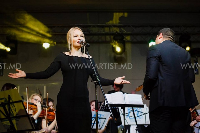 Анна Черникова
