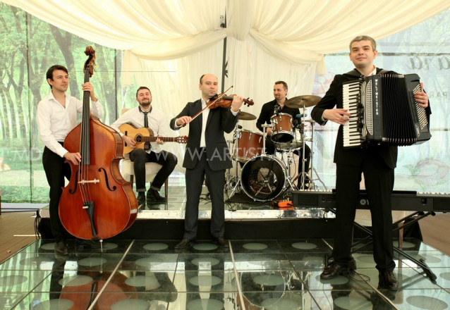 Divertis Band