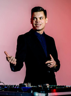 DJ Глеб
