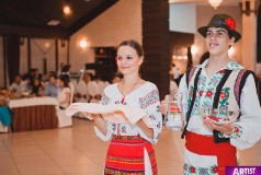 Dansatori pentru ceremoni Efros Adriana