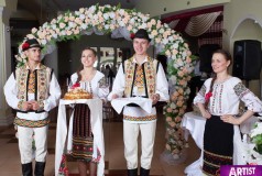 Dansatori pentru ceremoni Efros Adriana