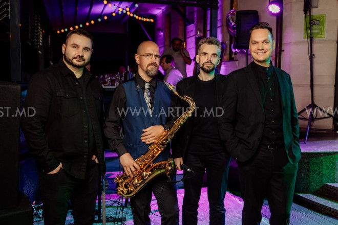 Big Yard Band