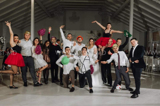 Stop&Dance