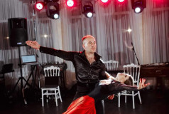 Stop&Dance