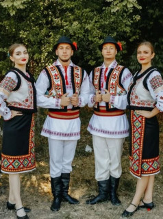 Танцевальный Aнсамбль "Бужорел"