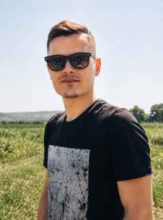 Константин Михна
